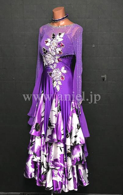 M8426・紫&白花柄