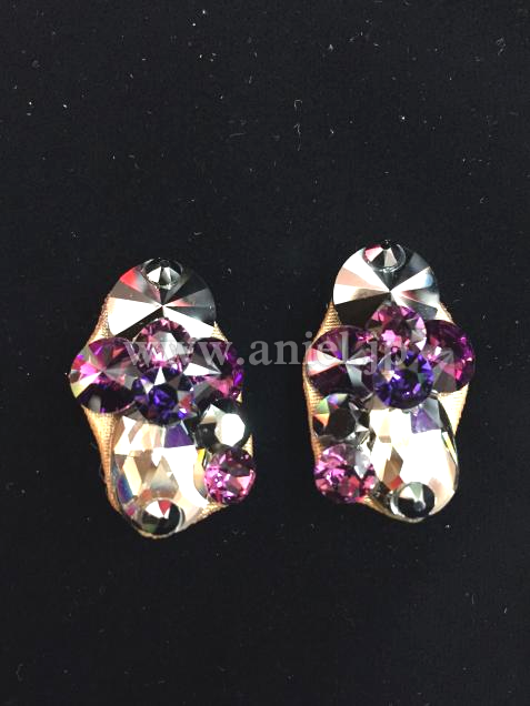 【SALE】スワロフスキーイヤリング・ピアス　GEA144