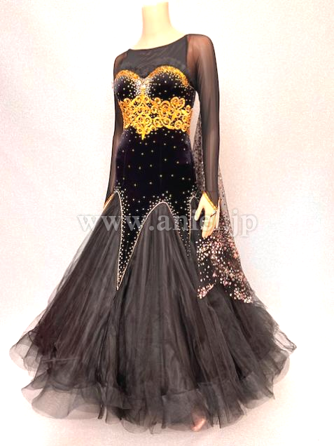 M9066・【SALE】黒&ゴールド