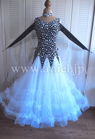 M3419・黒ドット&白