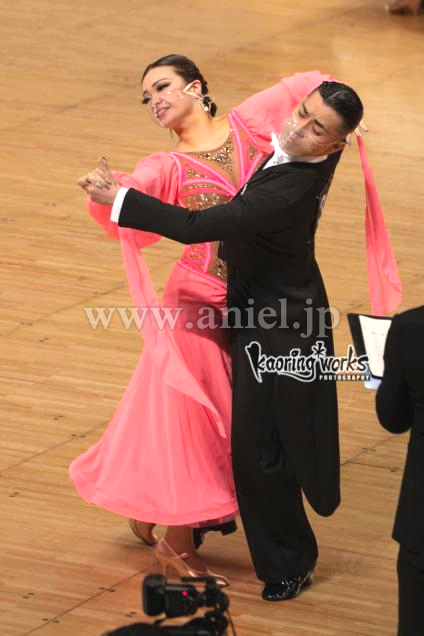 M7811・【Dincher Vyazoff】ピンク&ゴールド