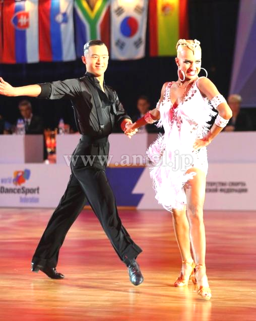 L6114・【Abraham Martinez】ホワイト【アナスタシア着用】