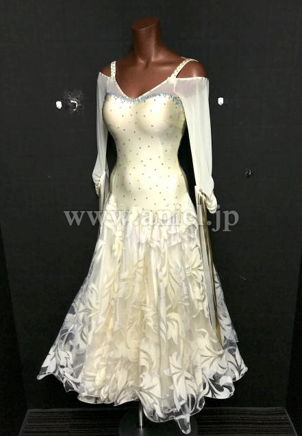 B417・クリーム※試着不可