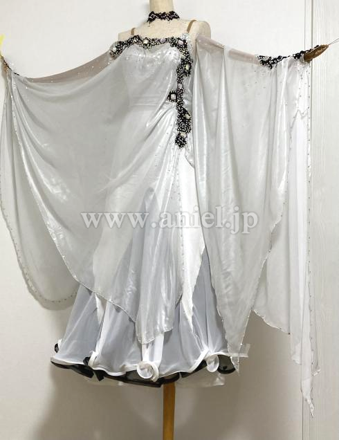 M9135・白&黒※試着不可