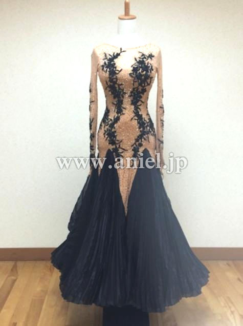 M3608・【Chrisanne】黒&ベージュ【ナターシャ着用】