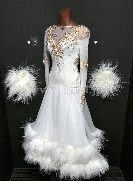 B413・【EM】クリームホワイト&ペールオレンジ