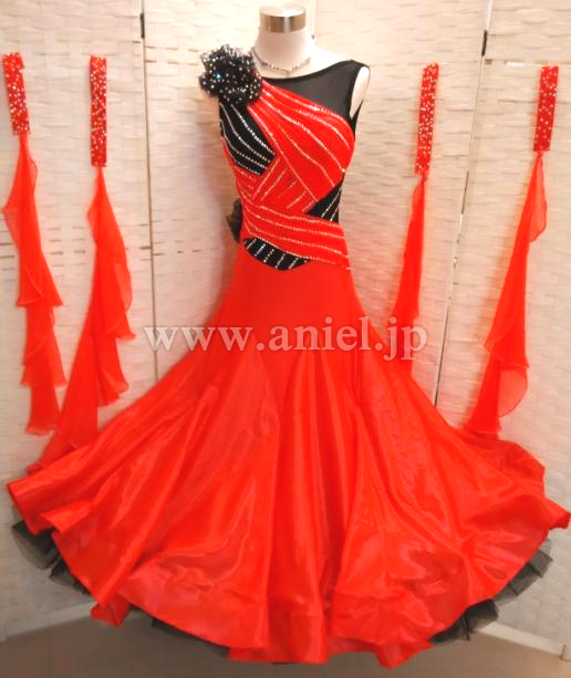 M2904・タンゴフレア&黒