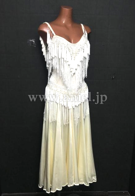 L7365・【VESA】ホワイト&クリームパソドレス