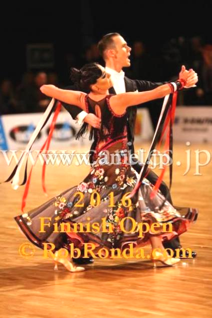 M7571・【Abraham Martinez】 黒&花柄