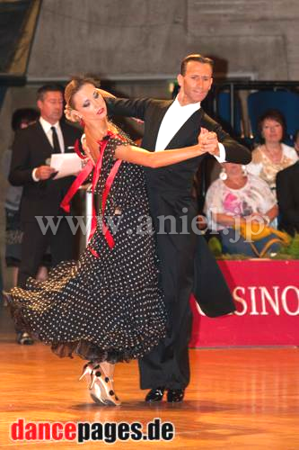 PM1897・【EM】黒ドット&赤【Silk Romance】