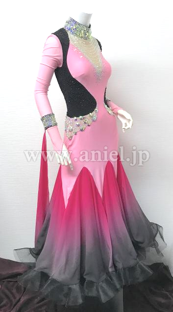 M6842・黒&ピンク