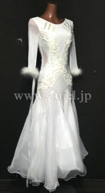 M9093・白※試着不可