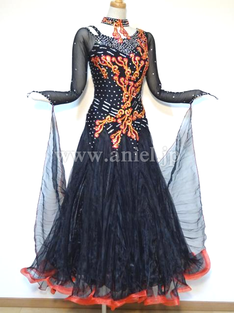 M4943・黒&赤※試着不可