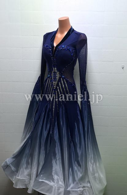 M8536・ネイビー&白