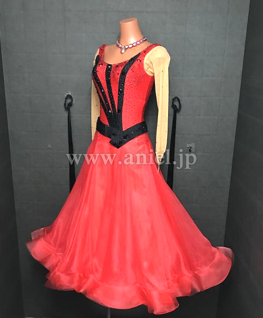 M8548・【チャコット】赤&黒