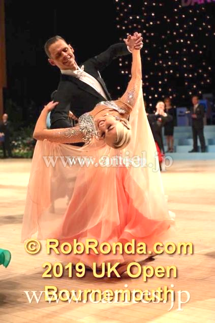 M9173・【Ajour Design】コーラルオレンジ&シルバー