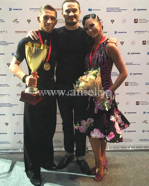 L7422・【Dincher Vyazoff】ブラック&ピンク花