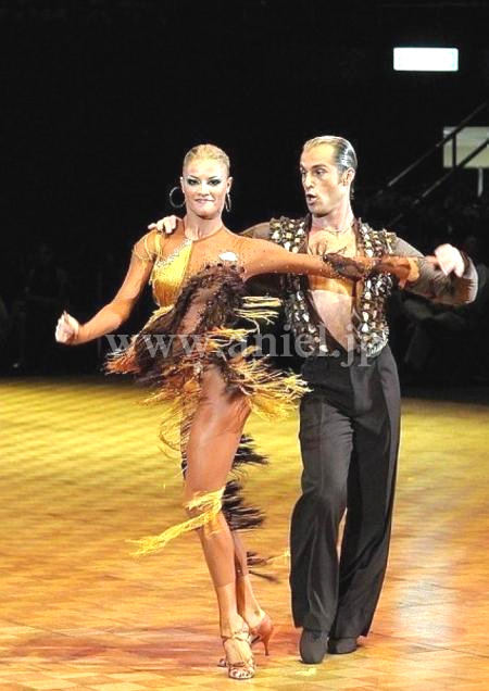 L1636・リカルド茶色ラテン3点セット