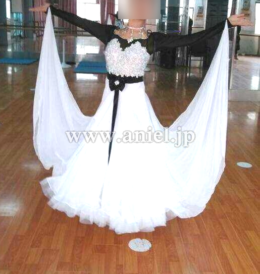 M2302・白&黒・※試着不可