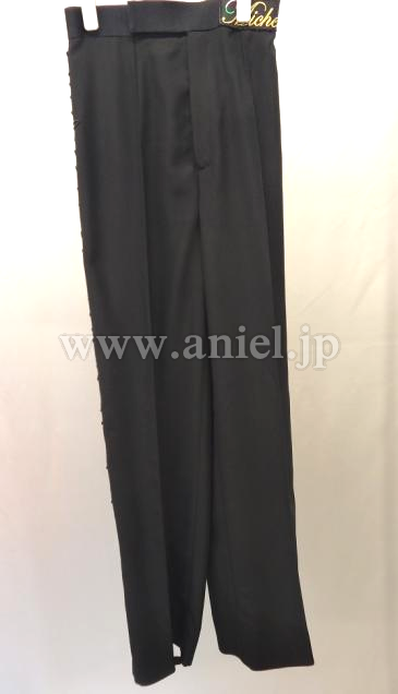 L1633・リカルドラテパン黒