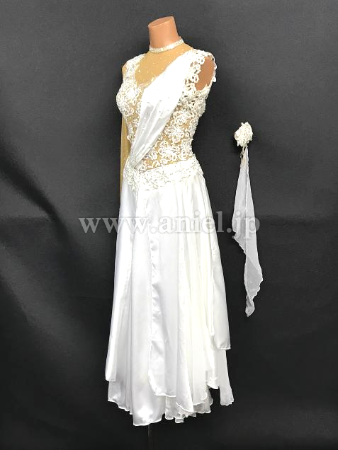 M7990・白※試着不可