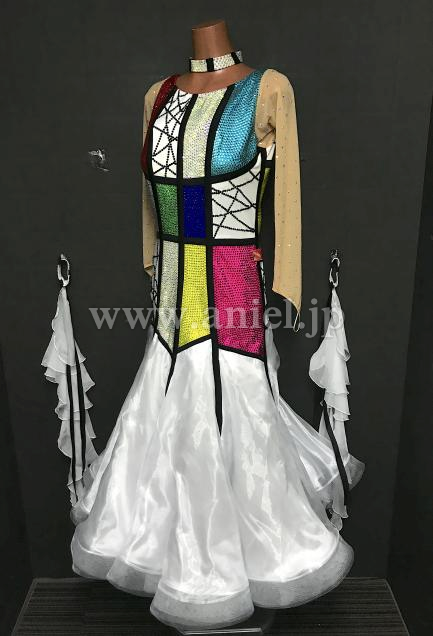 M9225・白&カラフル