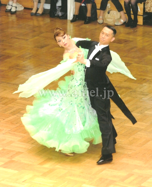 M2355・ライムグリーン&白