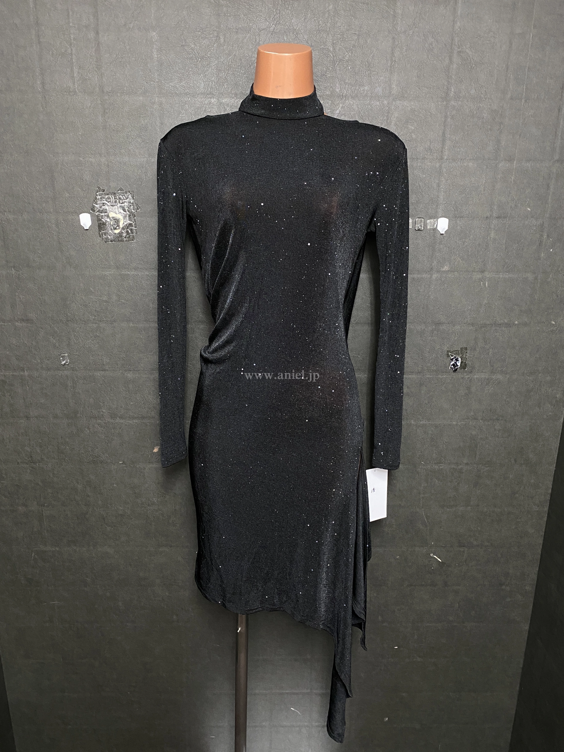 【ZYM】黒ラメワンピース【中古】