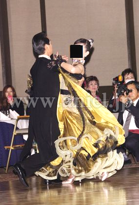 M2370・ゴールド&ブラック