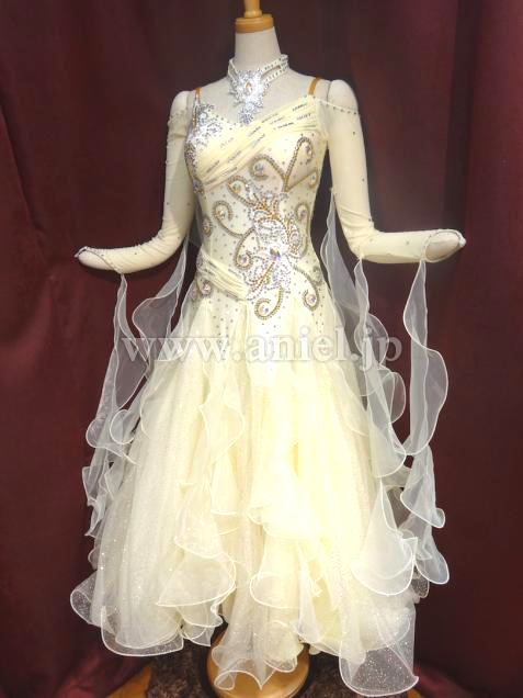 M3044・アイボリー