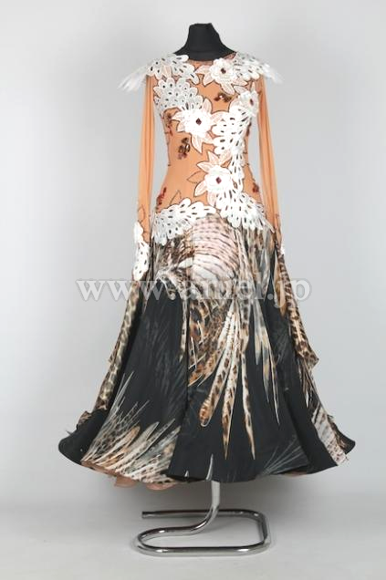 M3589・【EM】白&ベージュ【Dancing Feathers】