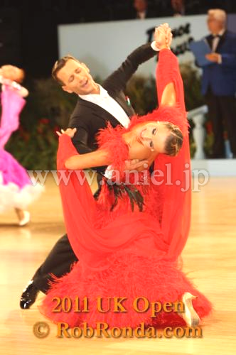 M679・【EM】赤【エディタ着用】