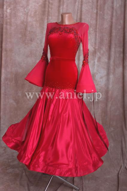 M7068・【NAZAR】チェリーレッド※試着不可