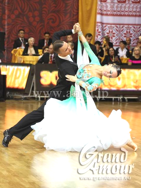 PM3073・【Grand Amour】ミントグリーン&白