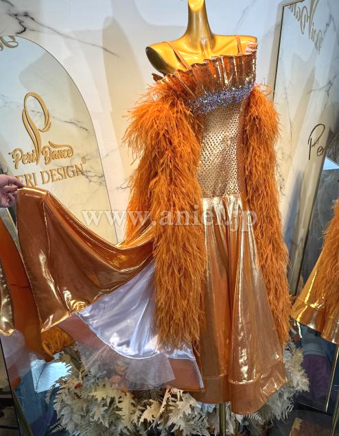 M8684・メタリックオレンジファー