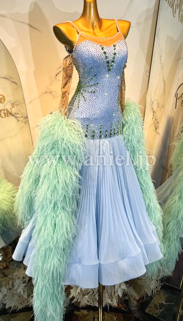 M8683・ペールブルー&ペパーミント