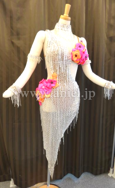 L1748・シルバー