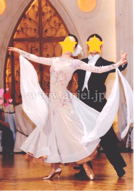 M3623・【半額セール】・白&ベージュ※試着不可