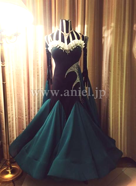 M4456・深緑&白※試着不可