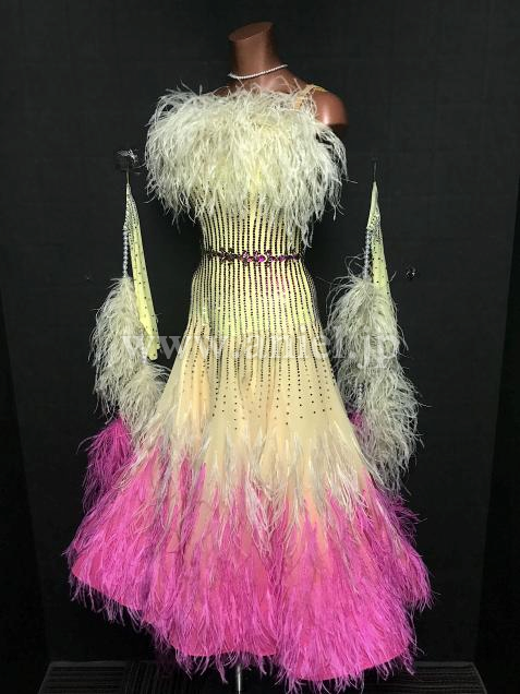 B105・クリームイエロー&ピンクファー