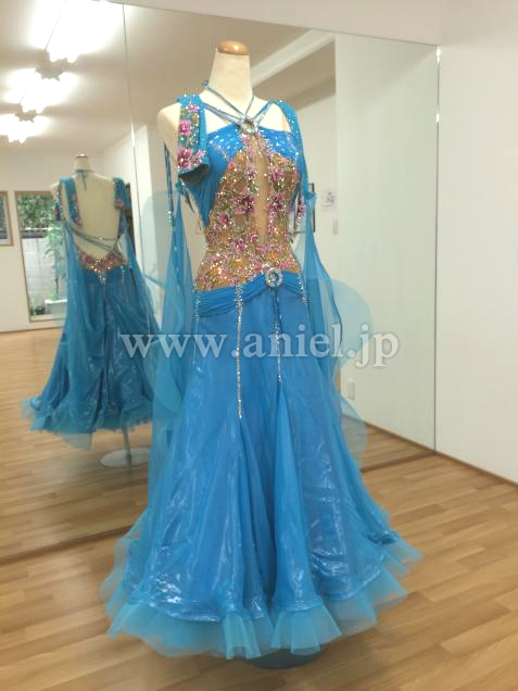 M3145・【Sapiel】水色【アレッシア・ベティ着用】