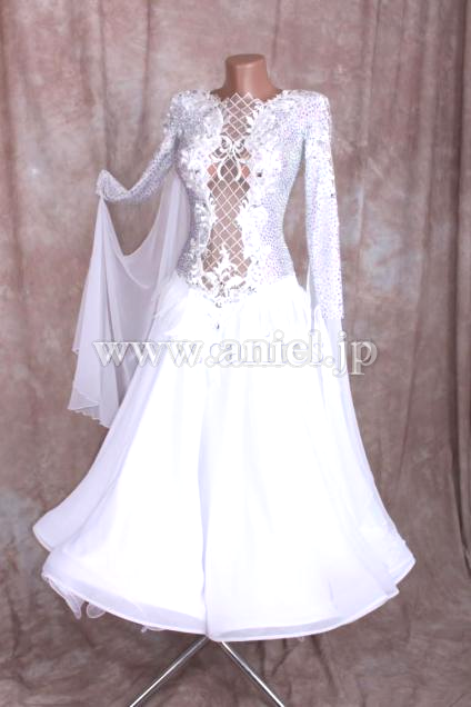 M5167・【半額セール】白【NAZAR】※試着不可