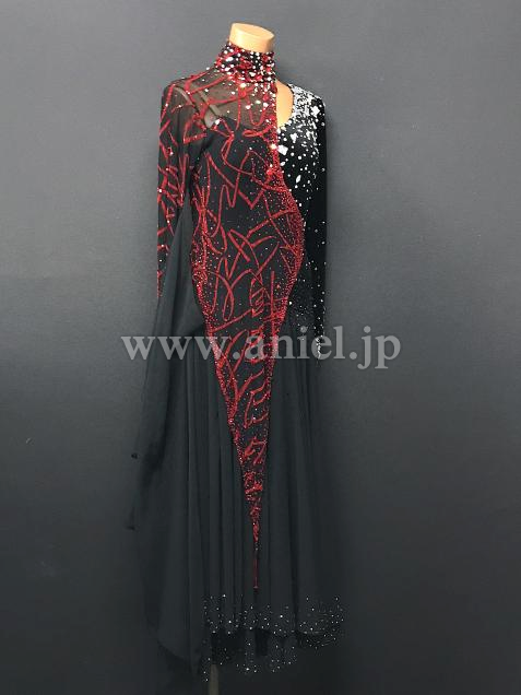 M7258・黒&赤※試着不可