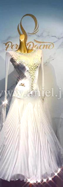 M6534・白パール※試着不可