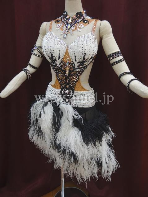 L2751・白&黒羽根