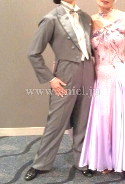 M3166・グレー燕尾服