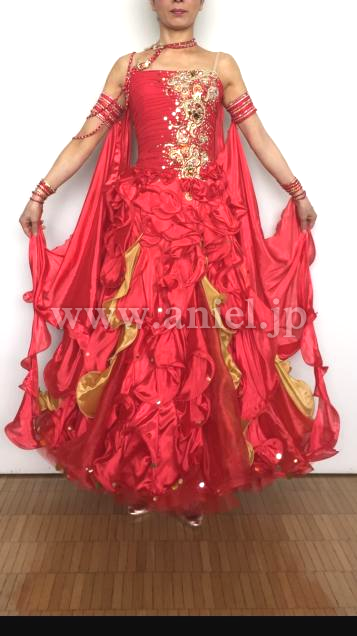 M5222・半額セール】 赤&ゴールド ※試着不可