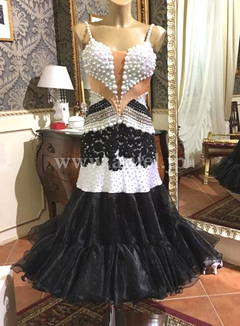 M3846・【Silvia design】黒&白パール