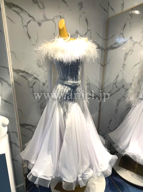 M7349・白※試着不可