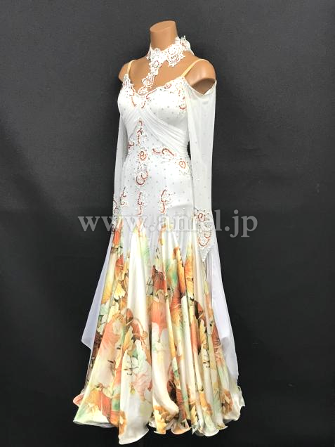 M8177・白※試着不可